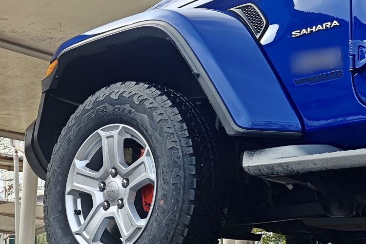 Used Jeep Wrangler 2019 2.0T Sahara Four-Door Brilliant Top Version China VI Emission Standard Exterior 6
