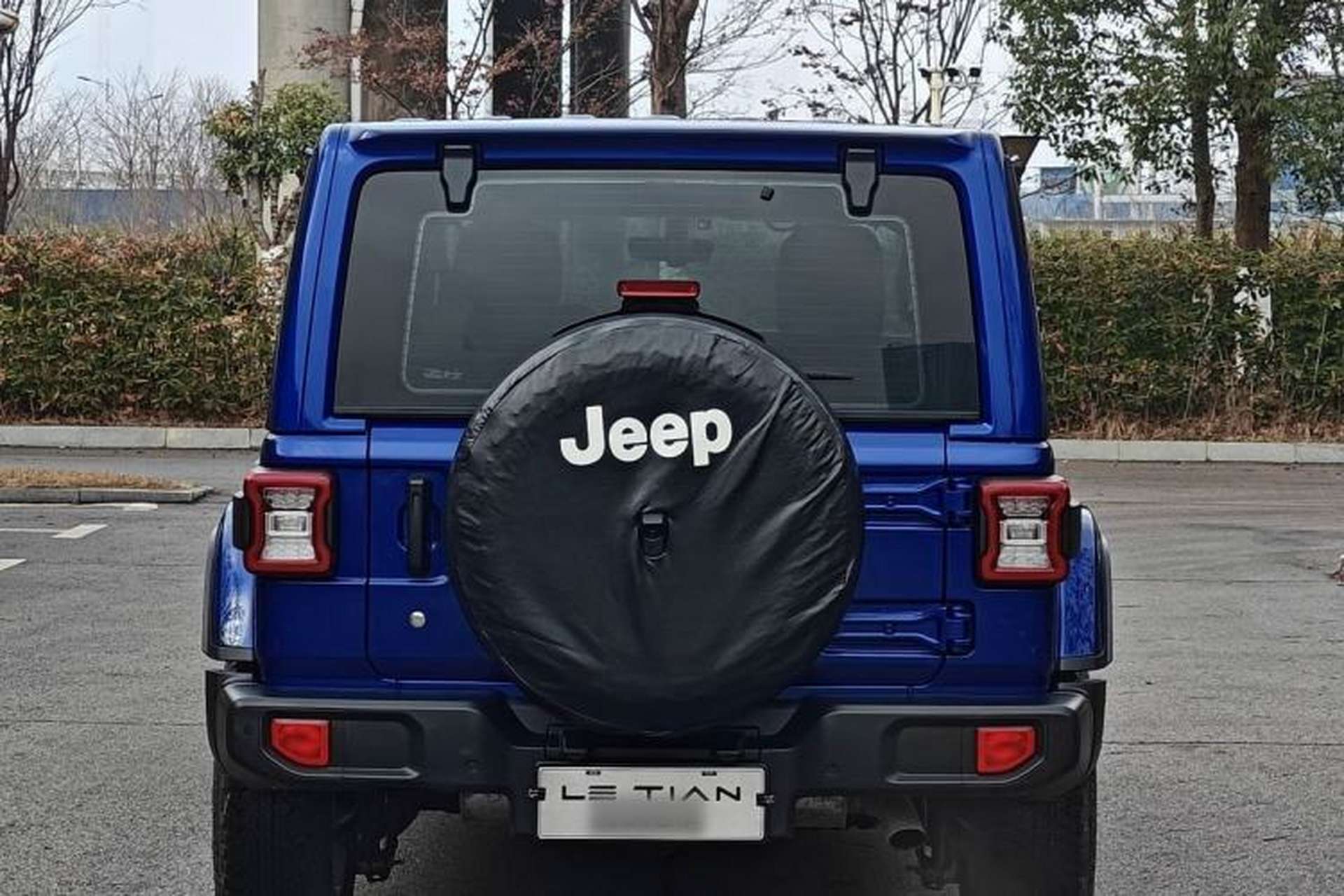 Used Jeep Wrangler 2019 2.0T Sahara Four-Door Brilliant Top Version China VI Emission Standard Exterior 7