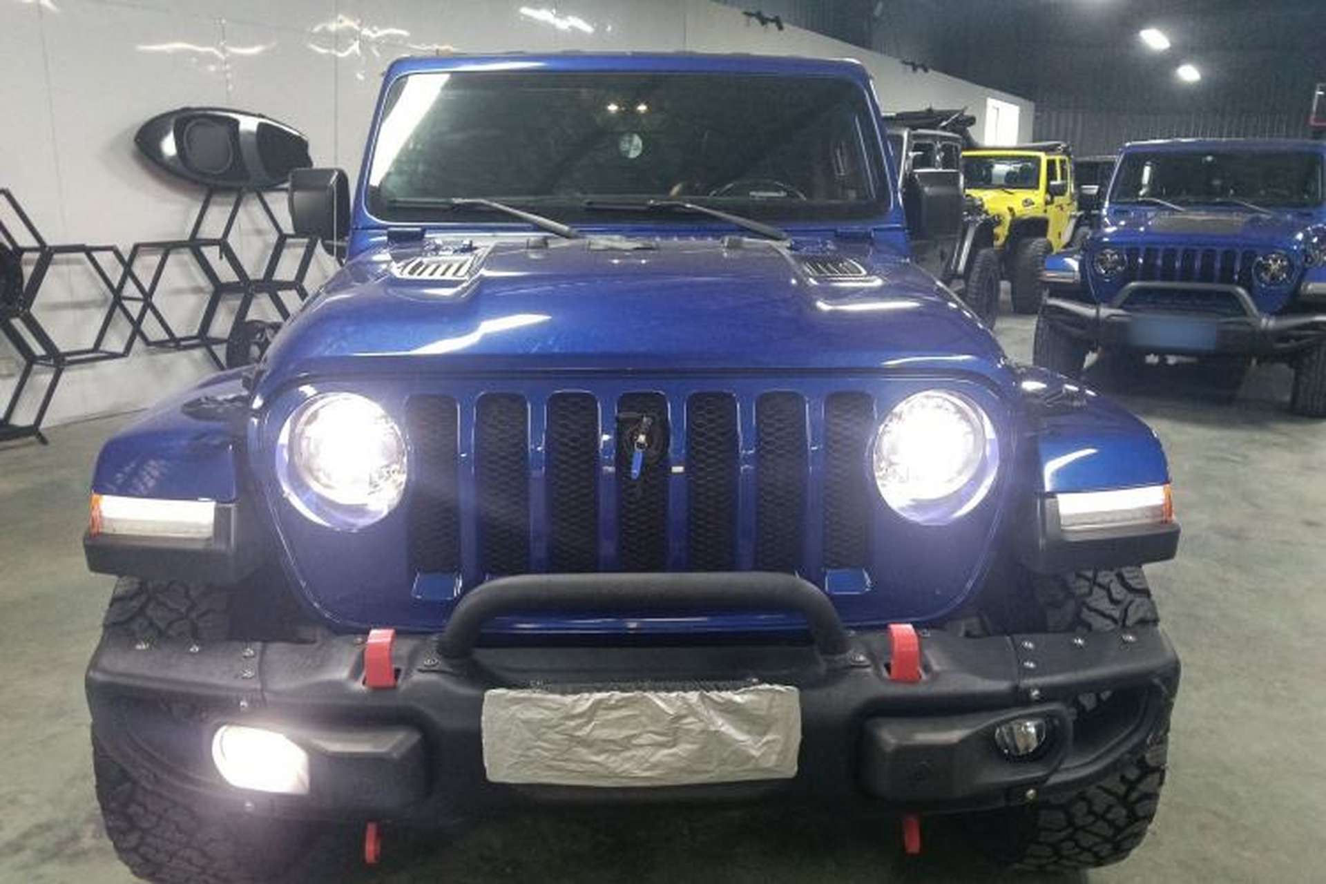 Used Jeep Wrangler 2019 2.0T Sahara Four-Door Version China VI Emission Standard Front