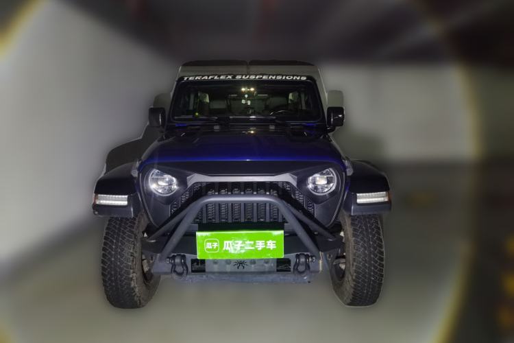 Used Jeep Wrangler 2019 2.0T Sahara Four-Door Version China VI Emission Standard Front