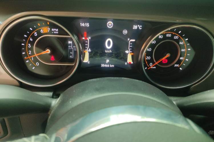 Used Jeep Wrangler 2019 2.0T Sahara Two-Door Version China V Emission Standard Instrument Cluster