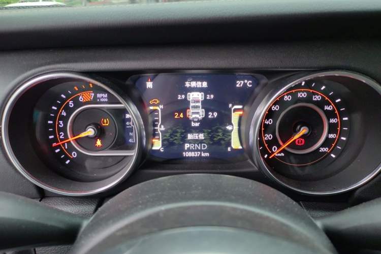 Used Jeep Wrangler 2019 2.0T Sahara 4-Door Version China V Standard Instrument Cluster