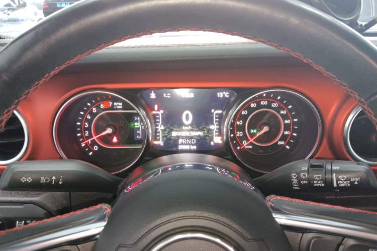 Used Jeep Wrangler 2019 2.0T Rubicon Four-Door Version China VI Emission Standard Instrument Cluster