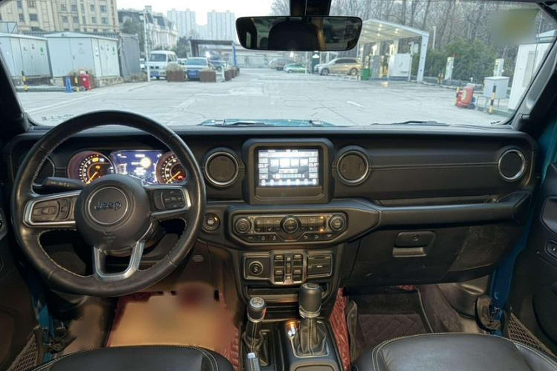 Used Jeep Wrangler 2019 2.0T Sahara Four-Door Version China VI Emission Standard Interior 10