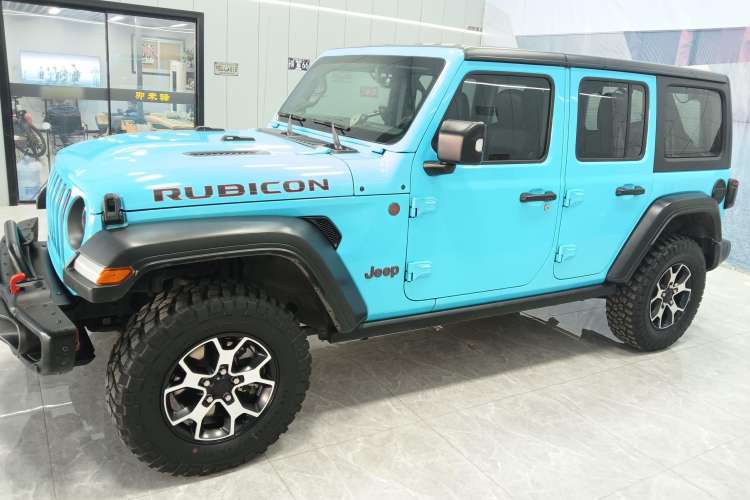 Used Jeep Wrangler 2019 2.0T Rubicon Four-Door Version China VI Emission Standard Left Side