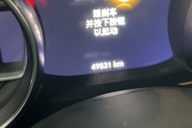 Used Jeep Wrangler 2019 2.0T Sahara Four-Door Version China VI Emission Standard Odometer Close Up