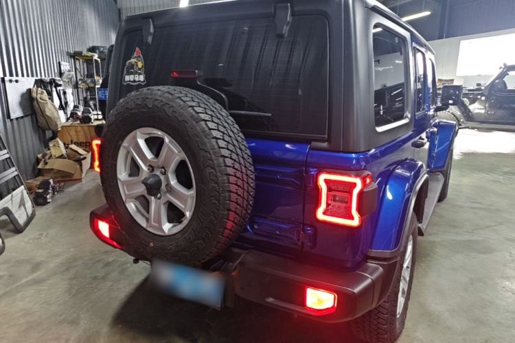 Used Jeep Wrangler 2019 2.0T Sahara Four-Door Version China VI Emission Standard Rear Right 45 Deg