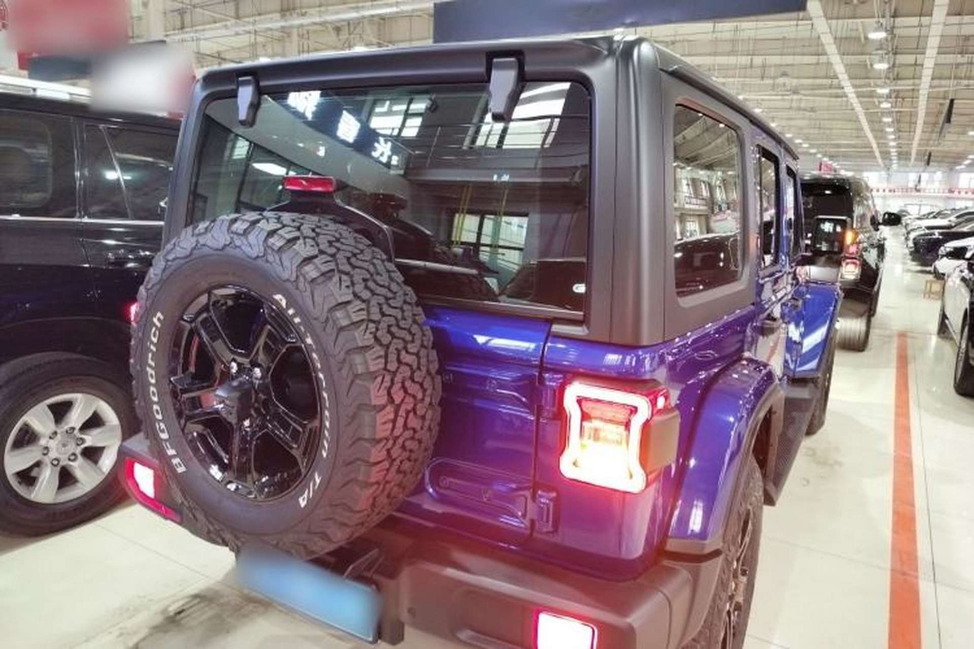 Used Jeep Wrangler 2019 2.0T Sahara Four-Door Version China VI Emission Standard Rear Right 45 Deg