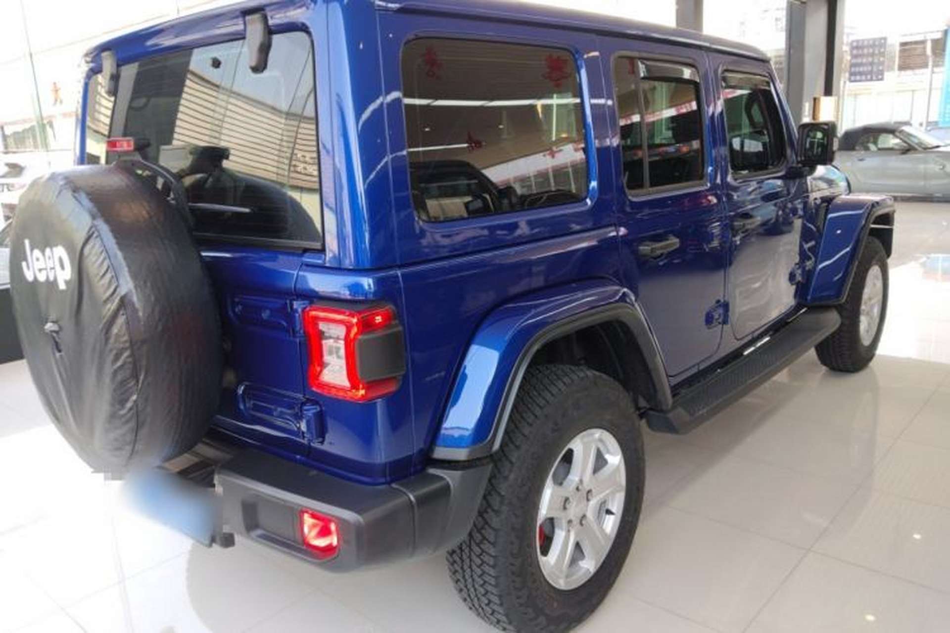 Used Jeep Wrangler 2019 2.0T Sahara Four-Door Brilliant Top Version China VI Emission Standard Rear Right 45 Deg