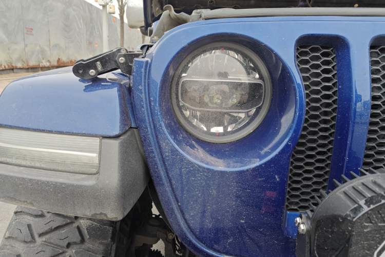 Used Jeep Wrangler 2019 2.0T Sahara 4-Door Version China V Standard Right Front Headlight