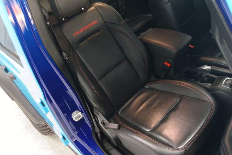 Used Jeep Wrangler 2019 2.0T Rubicon Four-Door Version China VI Emission Standard Right Front Seat