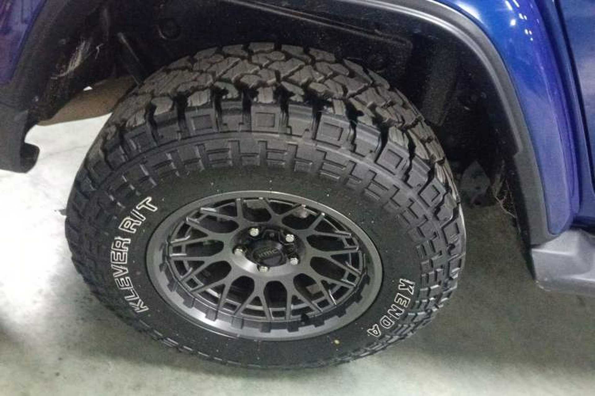 Used Jeep Wrangler 2019 2.0T Sahara Four-Door Version China VI Emission Standard Right Rear Wheel Hub