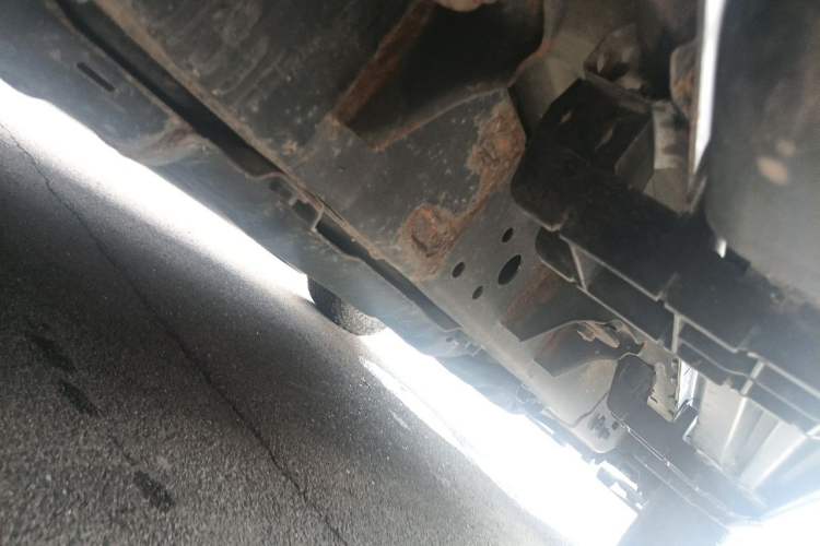 Used Jeep Wrangler 2019 2.0T Sahara Four-Door Version China VI Emission Standard Chassis Rear Right
