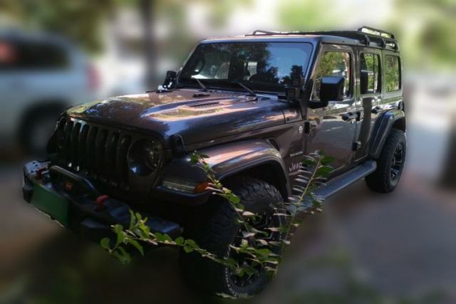 Used Jeep Wrangler 2019 2.0T Sahara Four-Door Version China VI Emission Standard