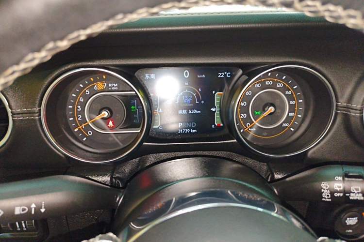Used Jeep Wrangler 2019 2.0T Sahara Four-Door Version China VI Emission Standard Instrument Cluster