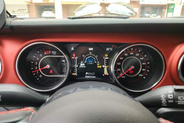 Used Jeep Wrangler 2019 2.0T Rubicon Four-Door Version China VI Emission Standard Instrument Cluster