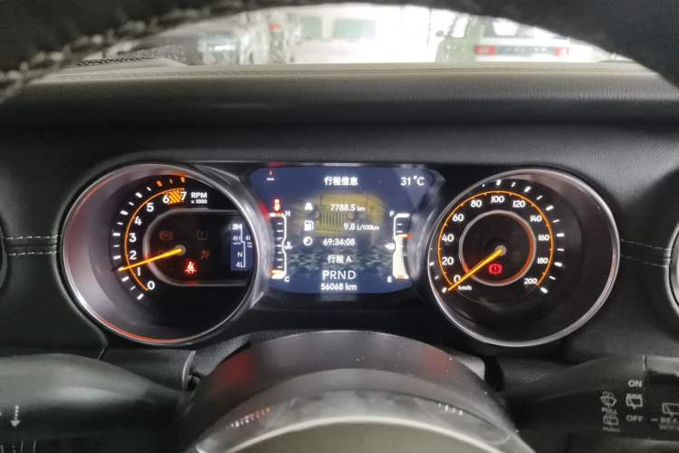 Used Jeep Wrangler 2019 2.0T Sahara Four-Door Version China VI Emission Standard Instrument Cluster