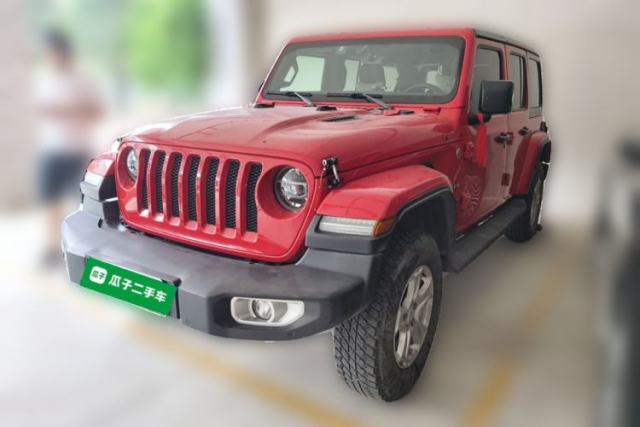 Ojetý Jeep Wrangler 2019 2.0T Sahara Four-Door Version China VI Emission Standard