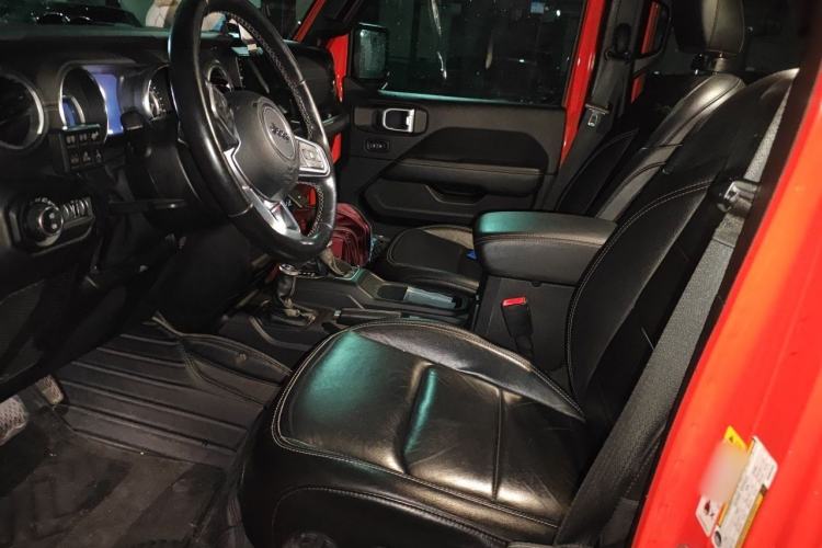Used Jeep Wrangler 2019 2.0T Sahara 4-Door Version China V Standard Left Front Seat