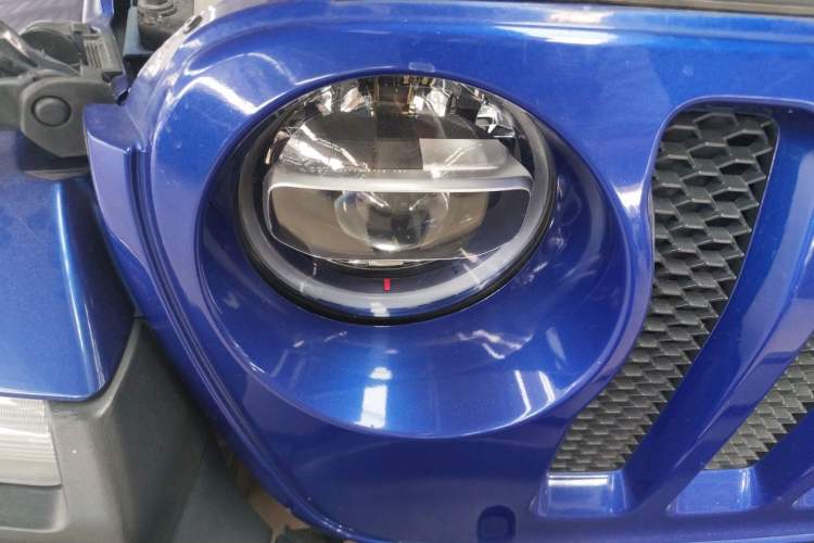 Used Jeep Wrangler 2019 2.0T Sahara 4-Door Version China V Standard Right Front Headlight