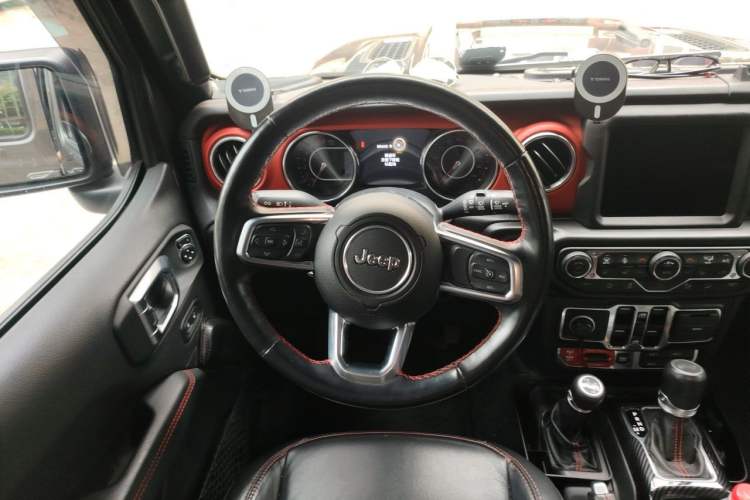 Used Jeep Wrangler 2019 2.0T Rubicon Four-Door Version China VI Emission Standard Steering Wheel