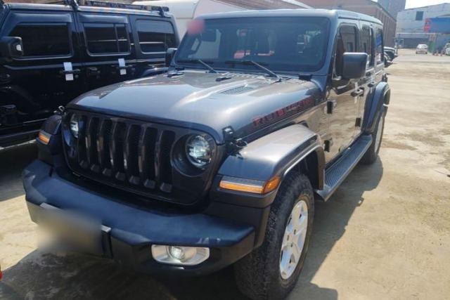 Used Jeep Wrangler 2019 2.0T Sahara Four-Door Version China VI Emission Standard