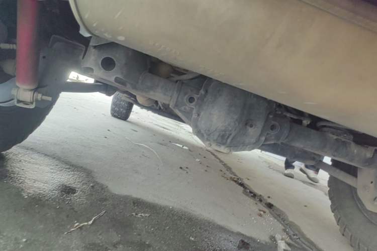 Used Jeep Wrangler 2019 2.0T Rubicon Four-Door Version China V Emission Standard Chassis Rear