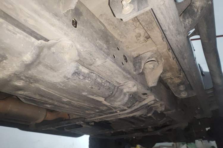 Used Jeep Wrangler 2019 2.0T Sahara Four-Door Version China VI Emission Standard Chassis Rear Right