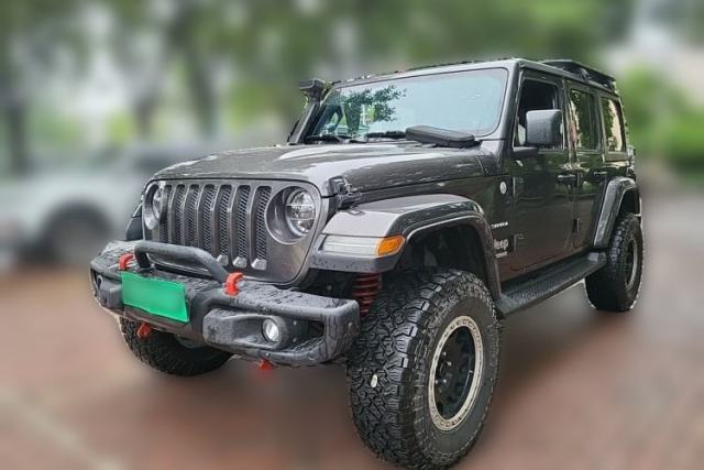 Used Jeep Wrangler 2019 2.0T Sahara Four-Door Version China VI Emission Standard