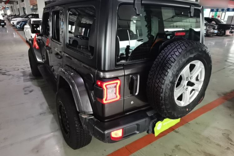 Used Jeep Wrangler 2019 2.0T Sahara 4-Door Version China V Standard Exterior 2