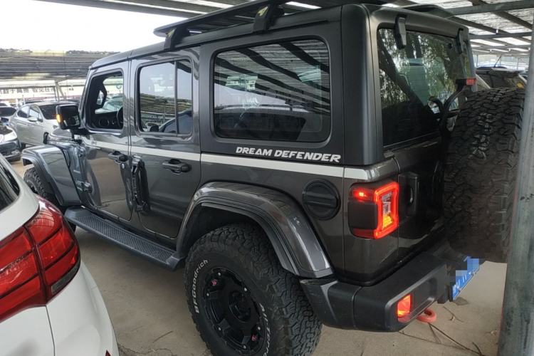 Used Jeep Wrangler 2019 2.0T Sahara Four-Door Version China VI Emission Standard Exterior 3