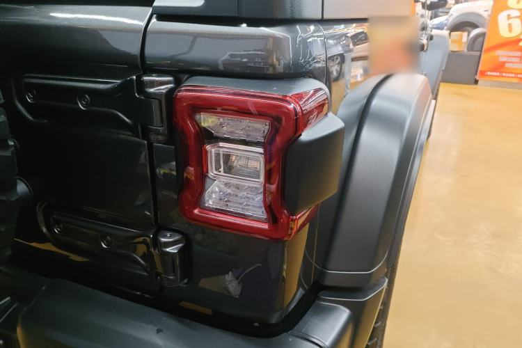 Used Jeep Wrangler 2019 2.0T Rubicon Four-Door Version China VI Emission Standard Exterior 3