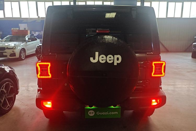Used Jeep Wrangler 2019 2.0T Sahara Four-Door Brilliant Top Version China VI Emission Standard Exterior 4