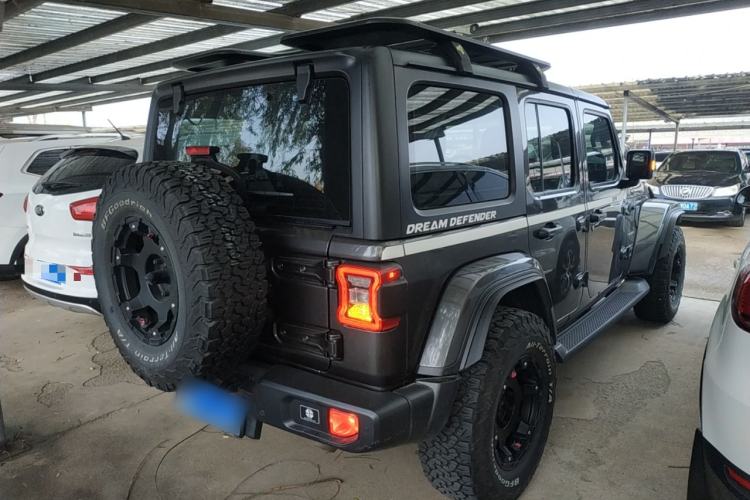 Used Jeep Wrangler 2019 2.0T Sahara Four-Door Version China VI Emission Standard Exterior 5
