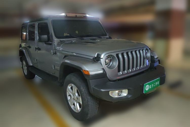 Used Jeep Wrangler 2019 2.0T Sahara 4-Door Version China V Standard Front Right 45 Deg