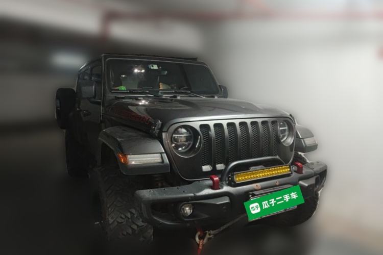 Used Jeep Wrangler 2019 2.0T Sahara Four-Door Version China VI Emission Standard Front Right 45 Deg
