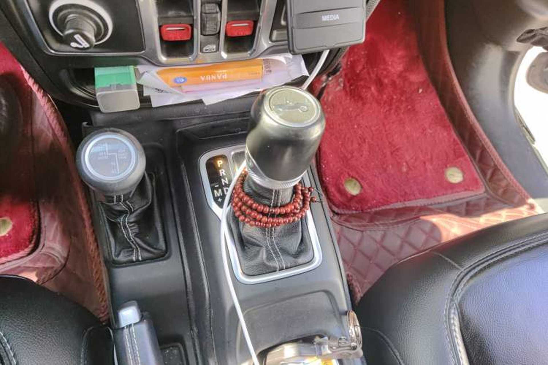 Used Jeep Wrangler  Gear Lever
