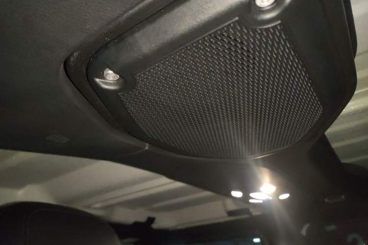 Used Jeep Wrangler 2019 2.0T Sahara 4-Door Version China V Standard Headliner
