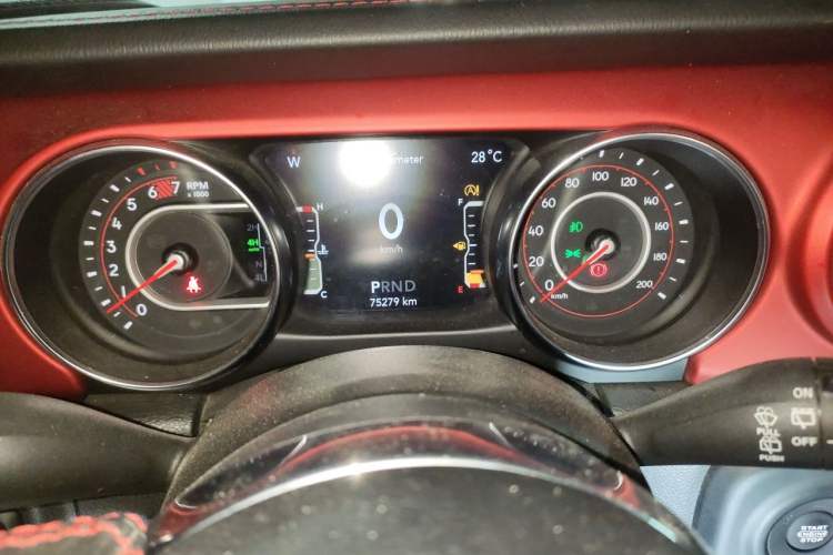 Used Jeep Wrangler 2019 2.0T Rubicon Four-Door Version China VI Emission Standard Instrument Cluster