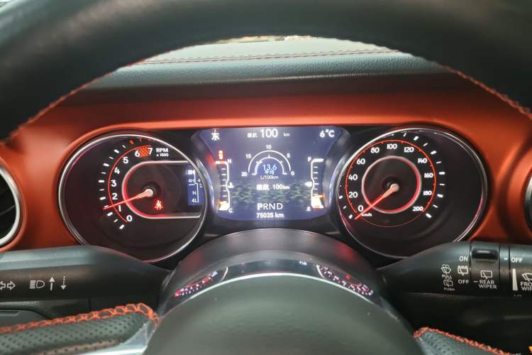 Used Jeep Wrangler 2019 2.0T Rubicon Four-Door Version China VI Emission Standard Instrument Cluster