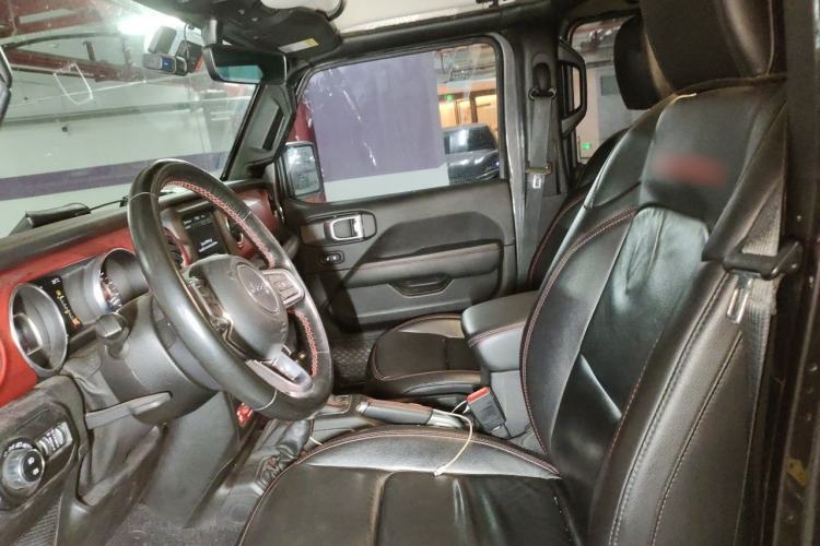 Used Jeep Wrangler 2019 2.0T Rubicon Four-Door Version China VI Emission Standard Left Front Seat