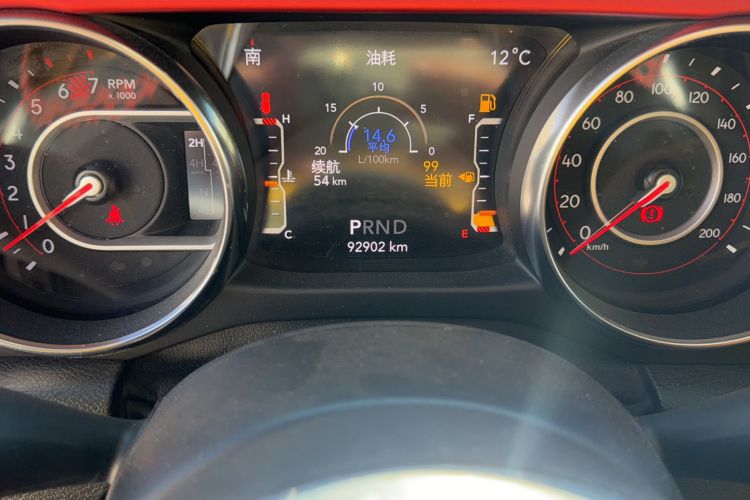 Used Jeep Wrangler 2019 2.0T Rubicon Four-Door Version China VI Emission Standard Odometer Close Up