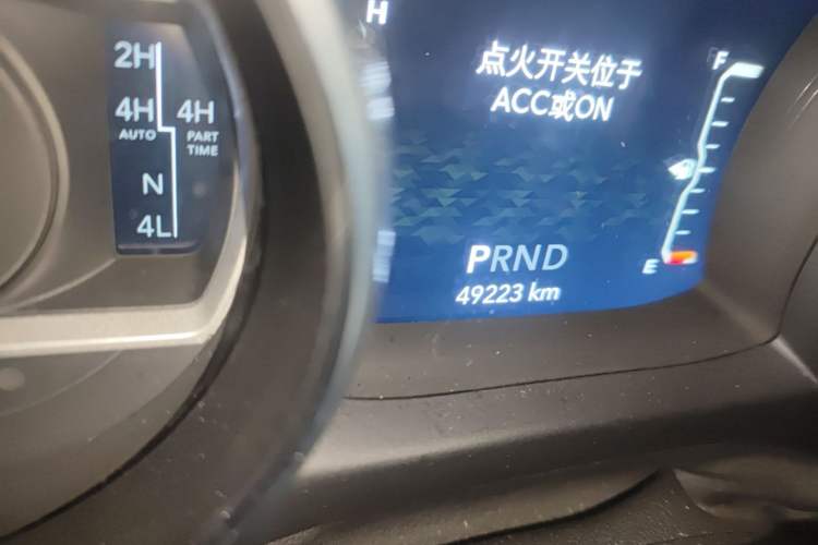 Used Jeep Wrangler 2019 2.0T Sahara Four-Door Version China VI Emission Standard Odometer Close Up