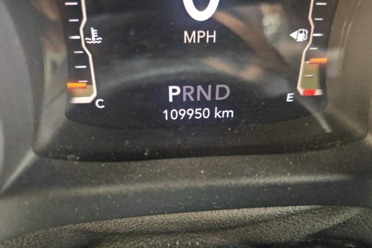 Used Jeep Wrangler 2019 2.0T Sahara 4-Door Version China V Standard Odometer Close Up