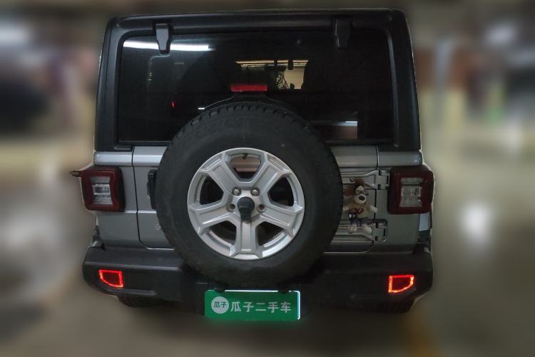Used Jeep Wrangler 2019 2.0T Sahara 4-Door Version China V Standard Rear