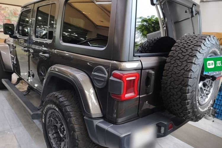 Used Jeep Wrangler 2019 2.0T automatic four-door hardtop parallel imported vehicle Rear Left 45 Deg