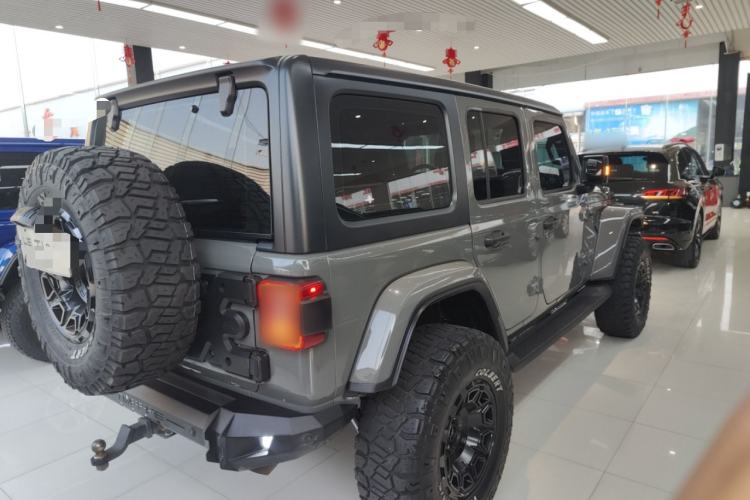Used Jeep Wrangler 2019 2.0T Sahara Four-Door Version China VI Emission Standard Rear Right 45 Deg