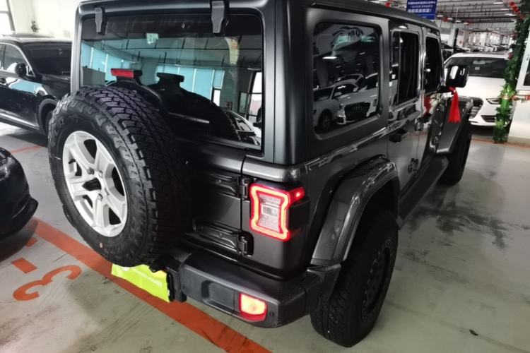 Used Jeep Wrangler 2019 2.0T Sahara 4-Door Version China V Standard Rear Right 45 Deg
