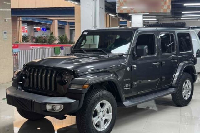 Used Jeep Wrangler 2019 2.0T Sahara Four-Door Version China VI Emission Standard
