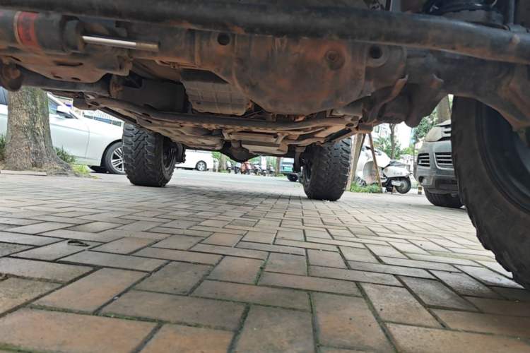 Used Jeep Wrangler 2019 2.0T Rubicon Four-Door Version China VI Emission Standard Chassis Front